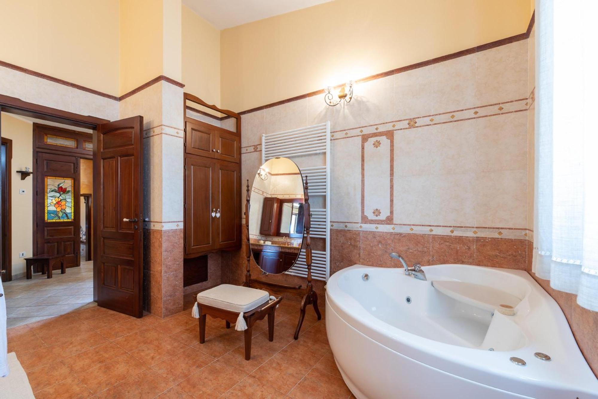 טביאנו Villa Esmeralda מראה חיצוני תמונה